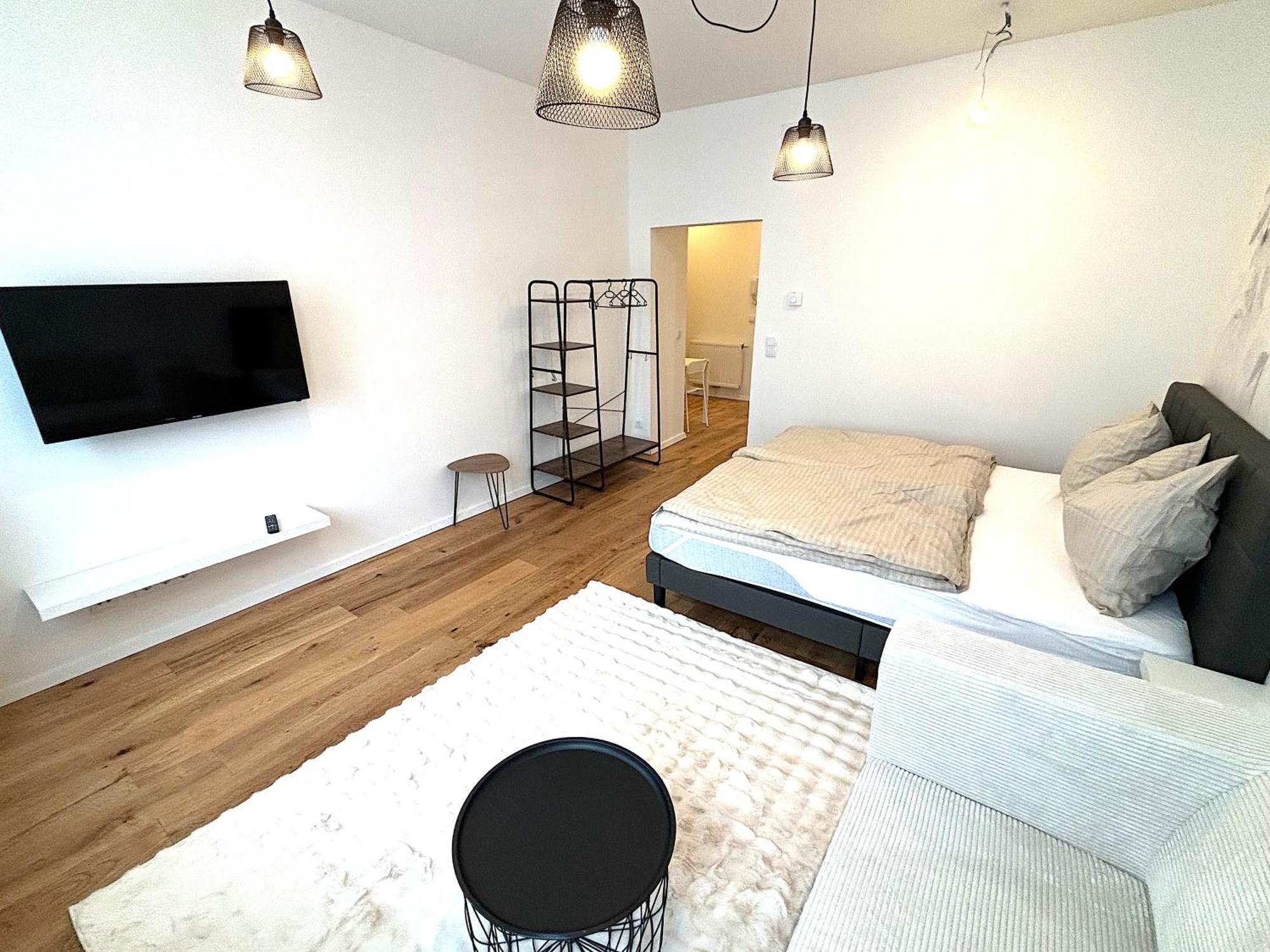 Traumhafte Wohnung Fuer 2, Walk In Dusche, Extra Kueche, Nespresso, Zentral เวียนนา ภายนอก รูปภาพ
